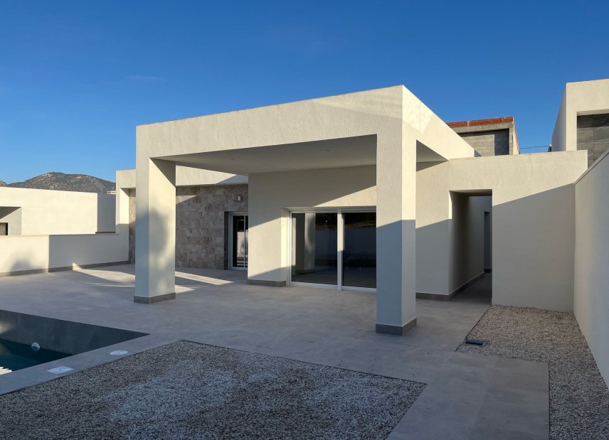 Nybyggeri - terraced -
La Romana