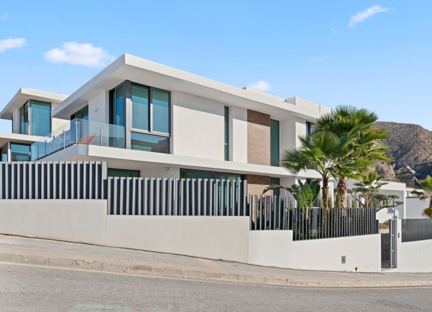 Nybyggeri - Villa -
Benidorm