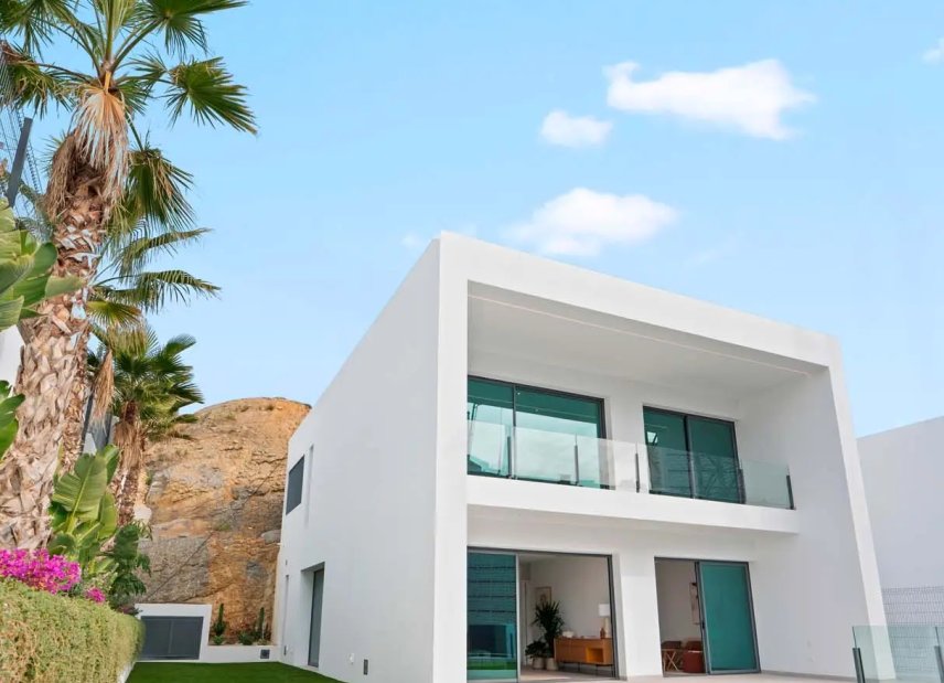 Nybyggeri - Villa -
Benidorm