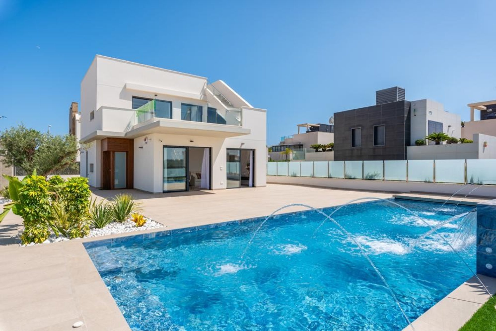 Nybyggeri - Villa -
Dehesa de Campoamor