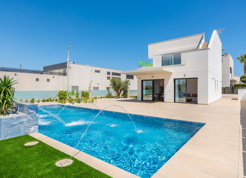 Nybyggeri - Villa -
Dehesa de Campoamor