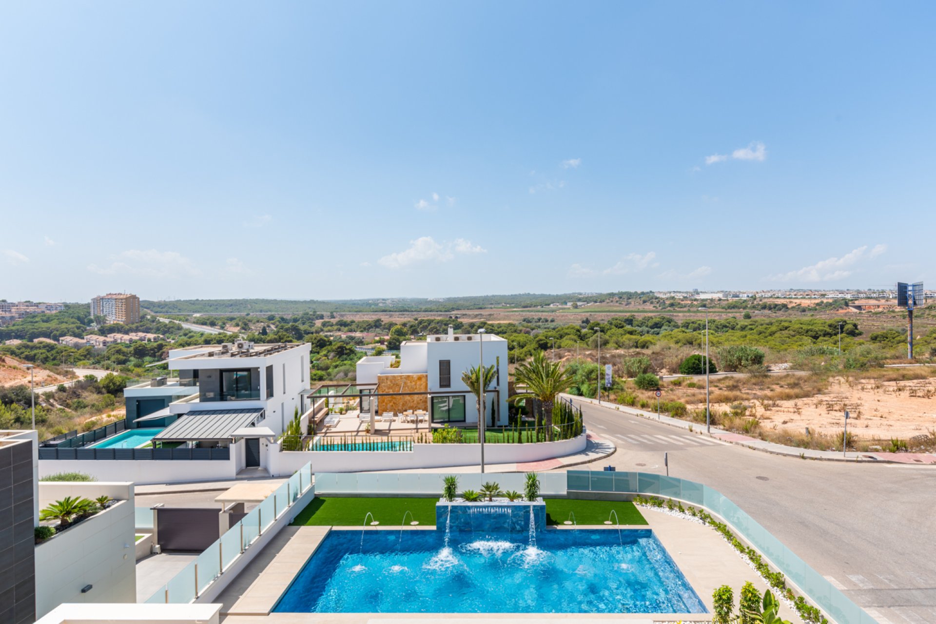 Nybyggeri - Villa -
Dehesa de Campoamor