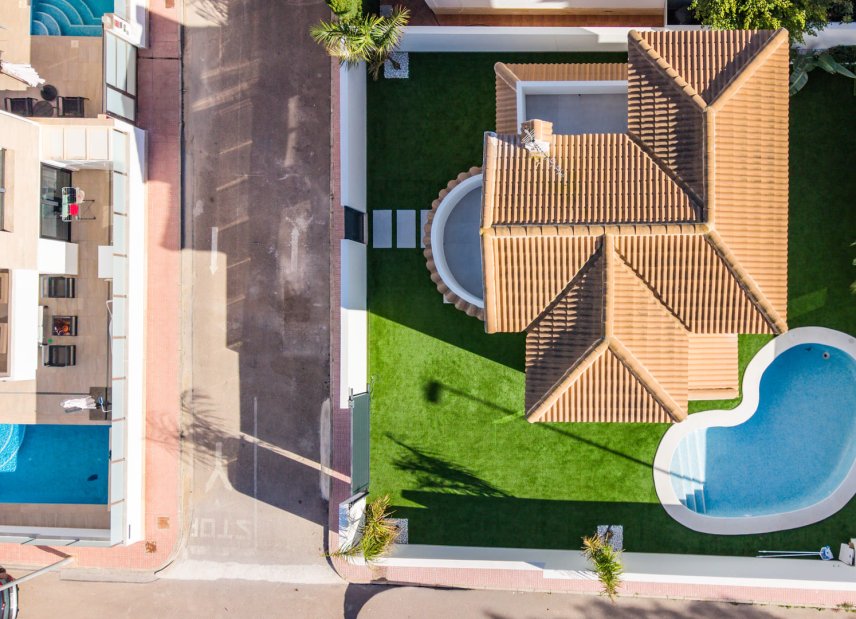 Nybyggeri - Villa -
Orihuela Costa