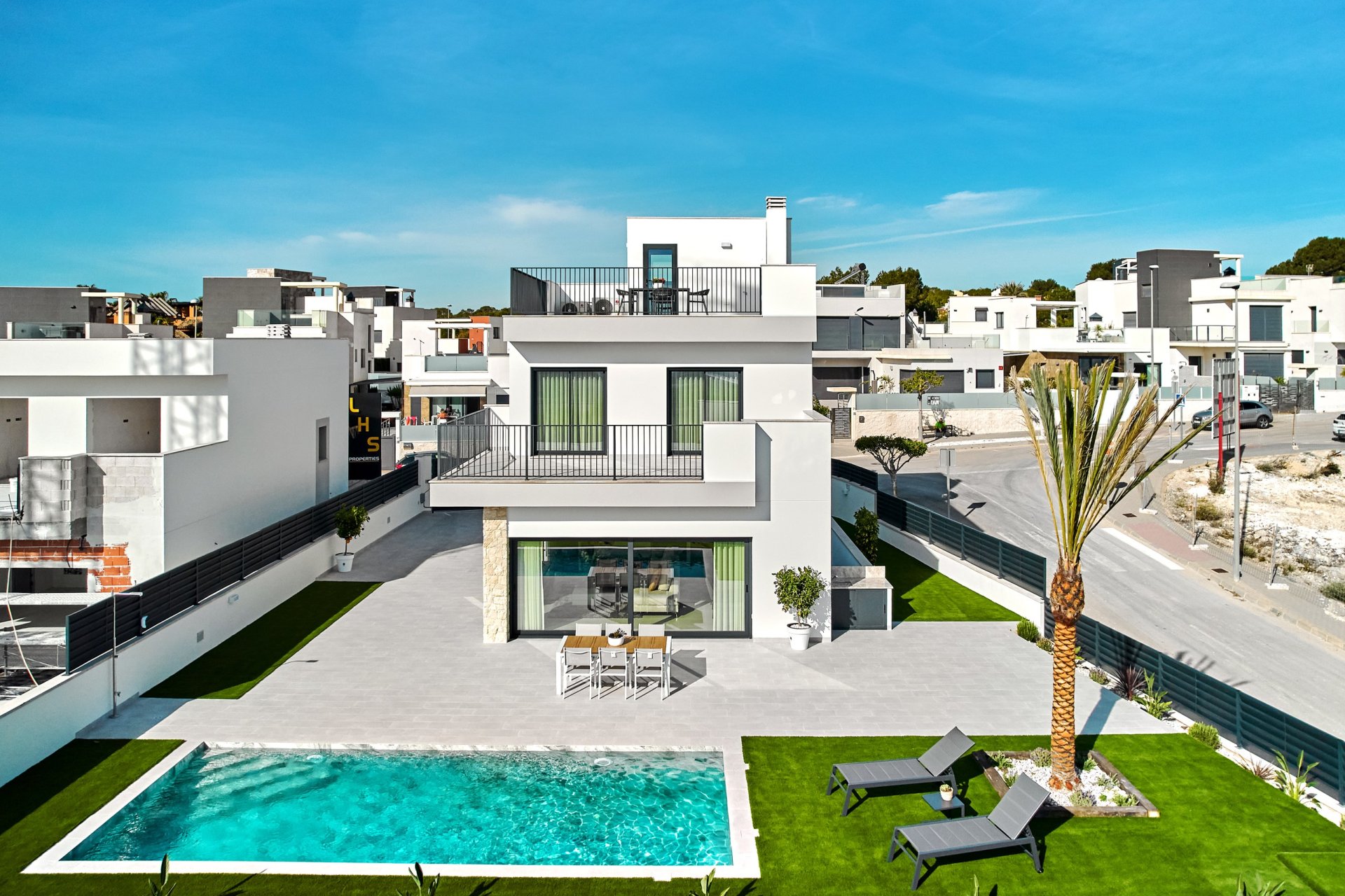 Nybyggeri - Villa -
San Miguel de Salinas