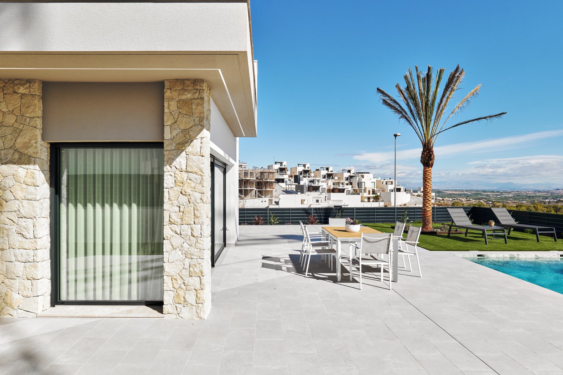 Nybyggeri - Villa -
San Miguel de Salinas