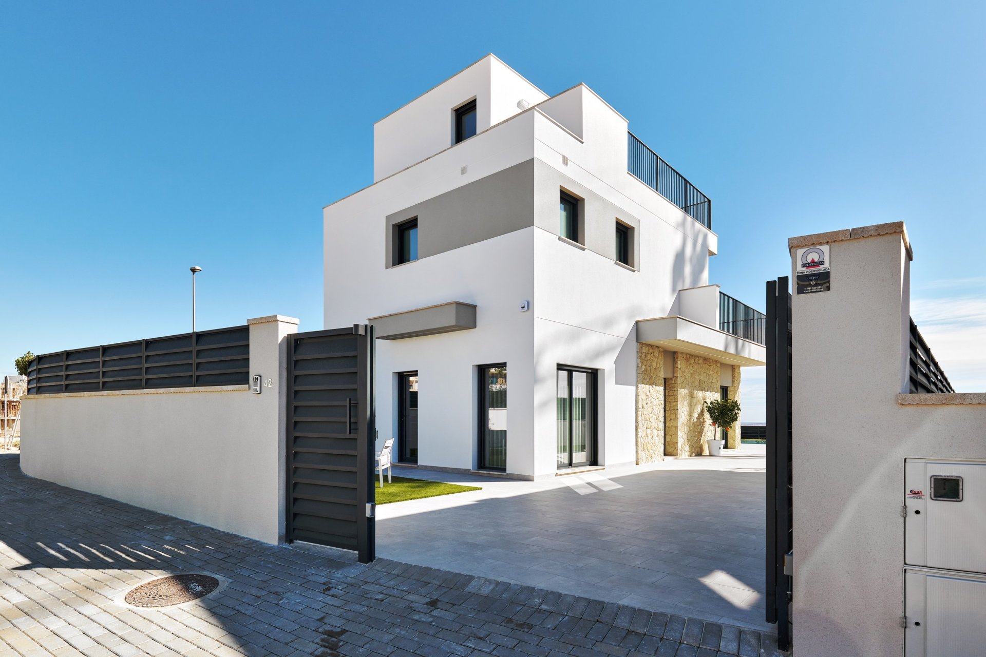 Nybyggeri - Villa -
San Miguel de Salinas