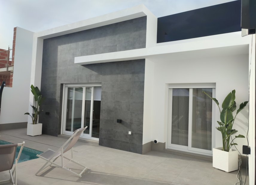 Obra nueva - detached -
Balsicas
