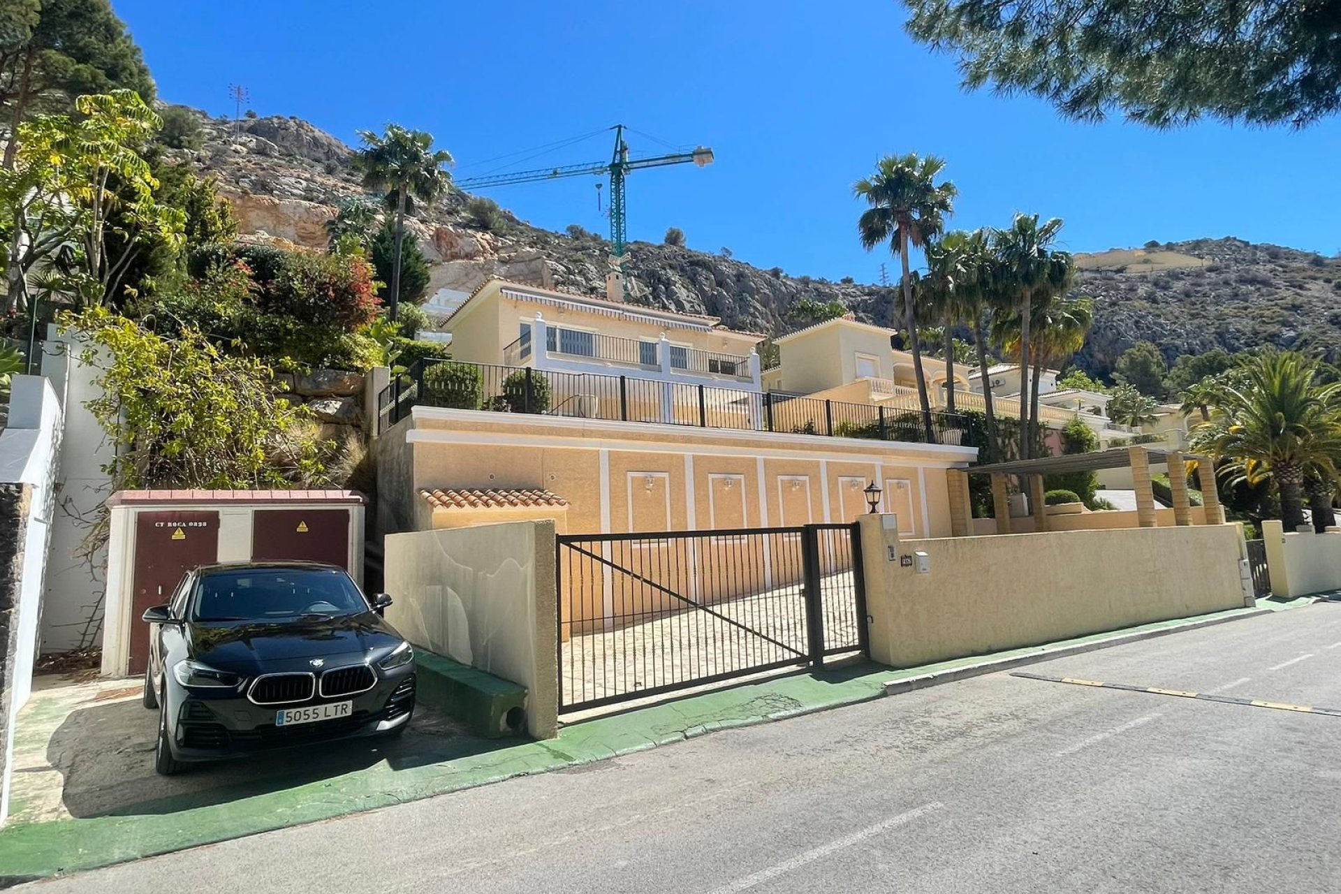 Obra nueva - Villa -
Altea