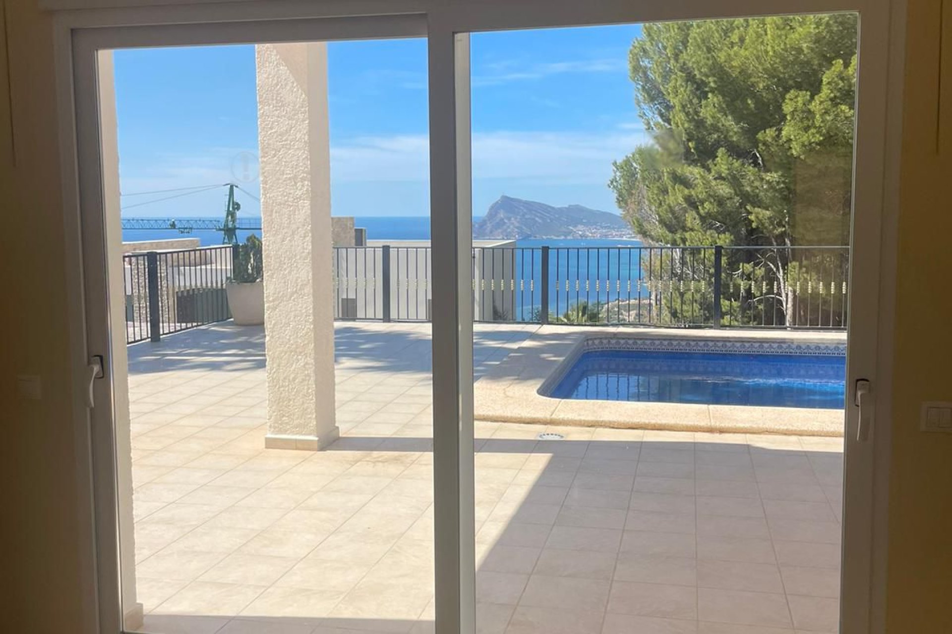 Obra nueva - Villa -
Altea