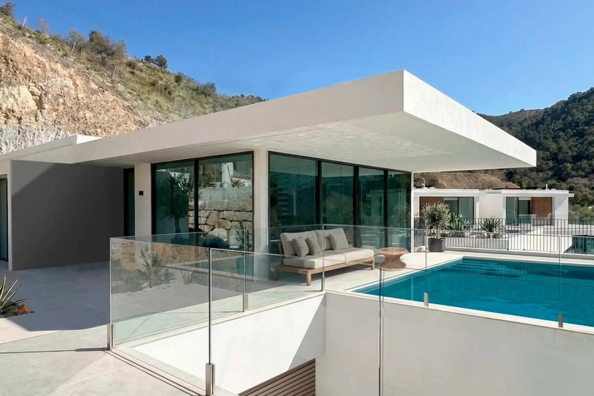 Obra nueva - Villa -
Benidorm