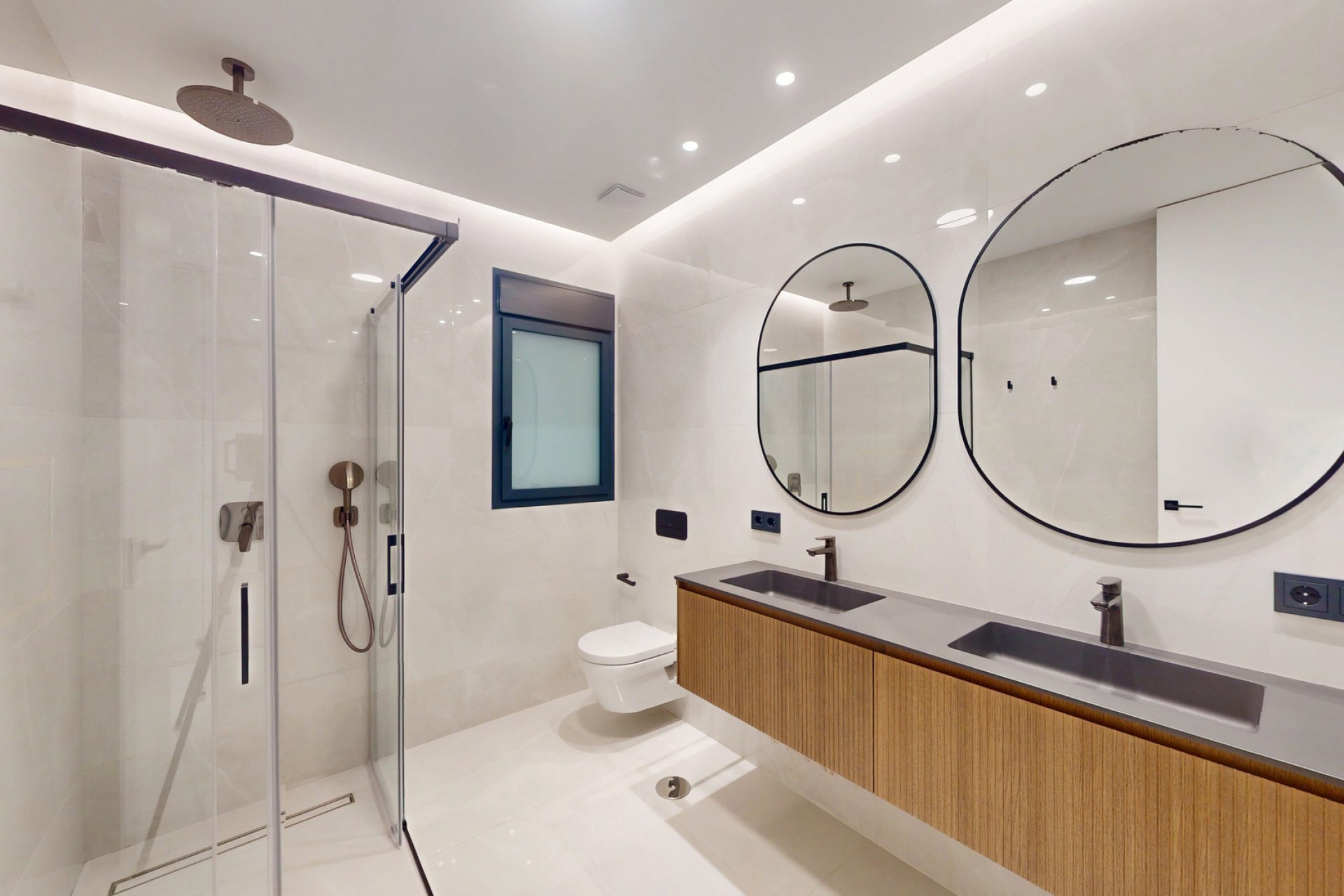 Obra nueva - Villa -
Finestrat