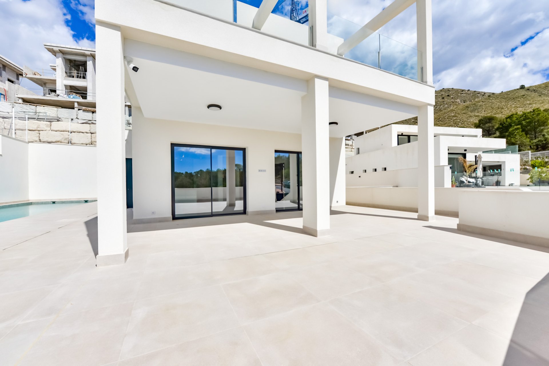 Obra nueva - Villa -
Finestrat