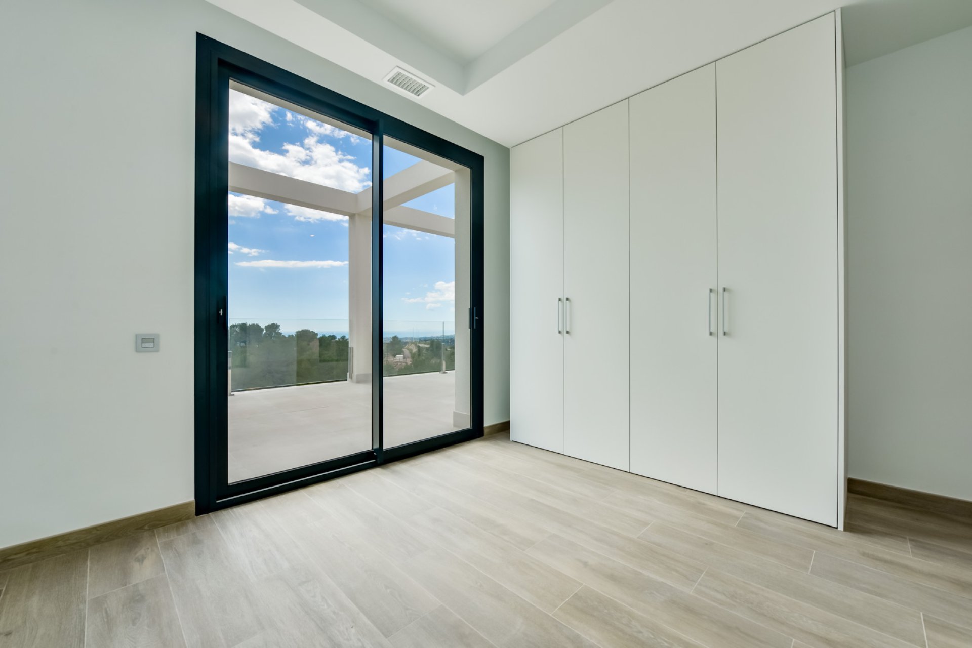 Obra nueva - Villa -
Finestrat