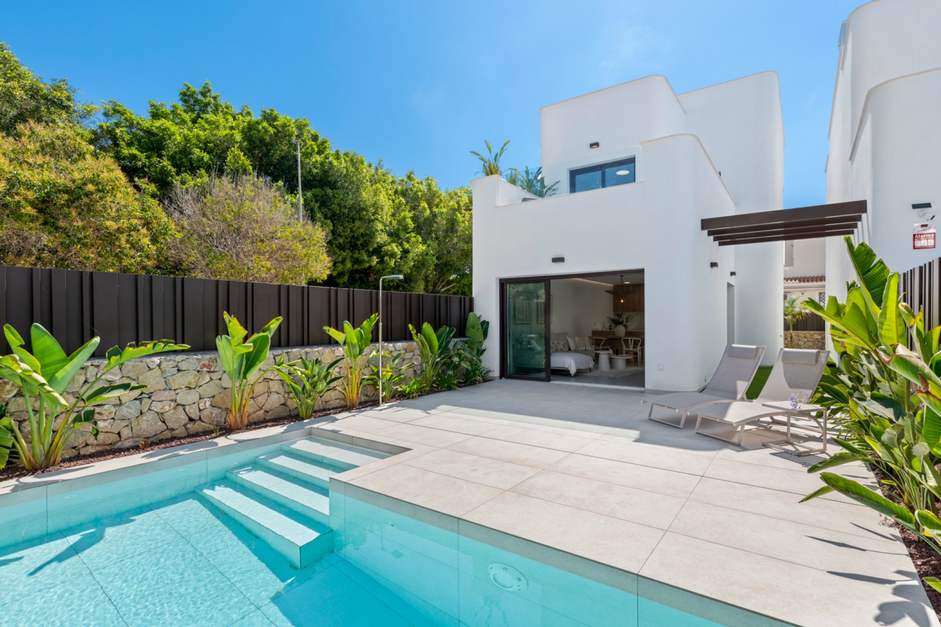 Obra nueva - Villa -
Mil Palmeras