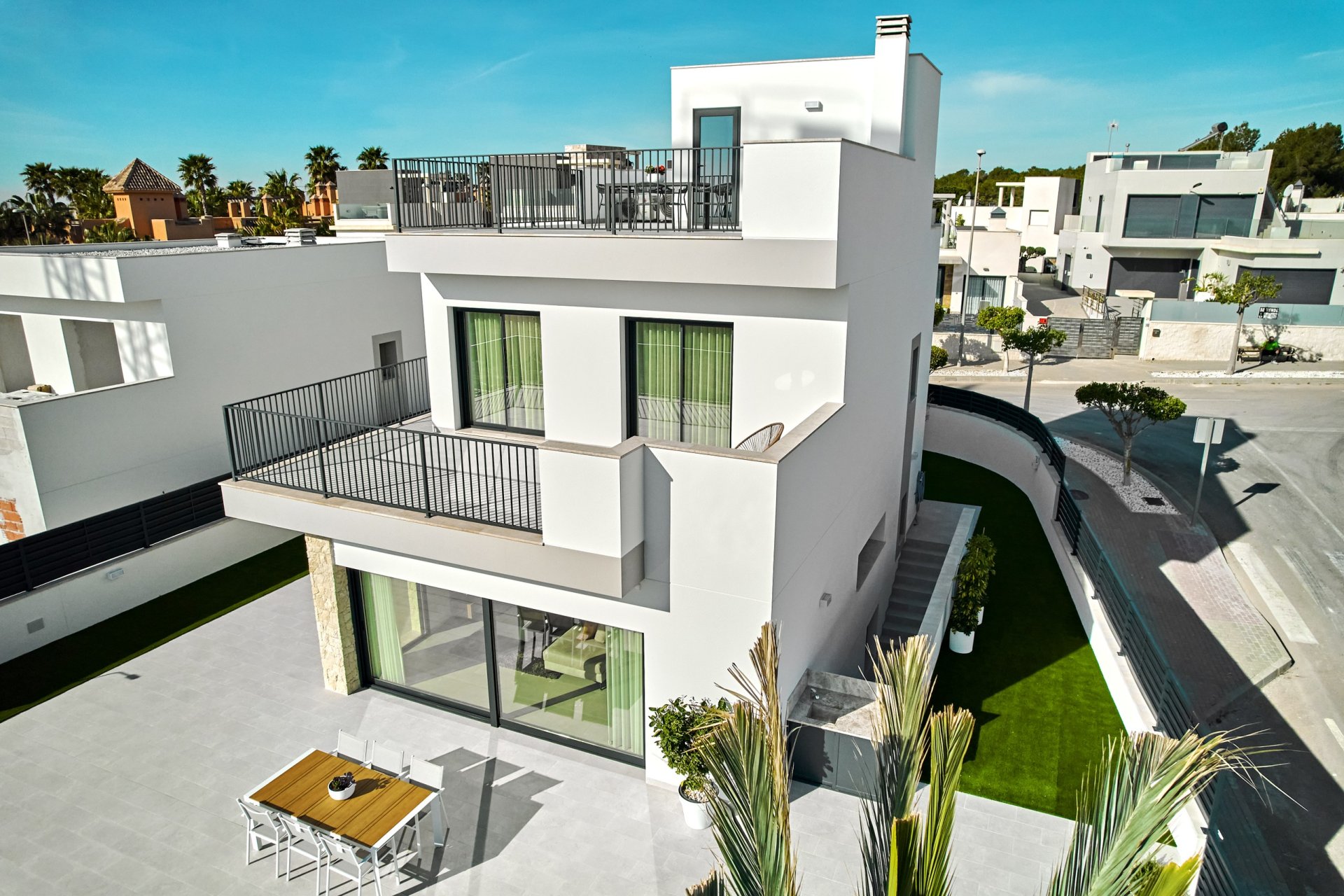 Obra nueva - Villa -
San Miguel de Salinas