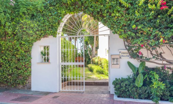 Rækkehus - Gensalg - Marbella - Puerto Banús