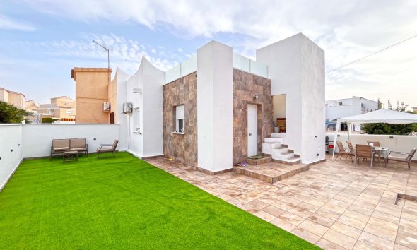 Rækkehus - Gensalg - Orihuela Costa -
                Playa Flamenca