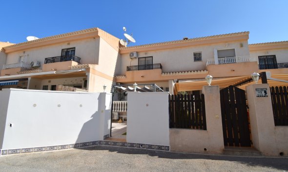 Rækkehus - Gensalg - Orihuela Costa -
                Playa Flamenca