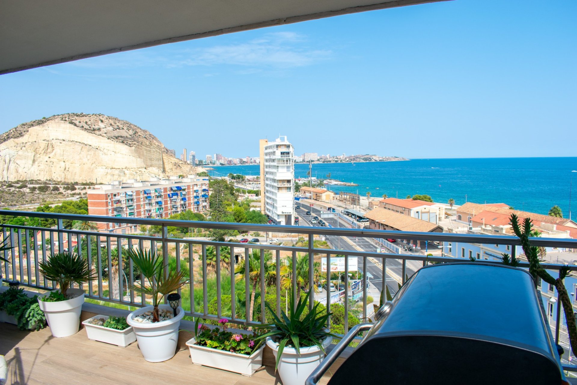 Resale - apartment -
Alicante - Casco antiguo