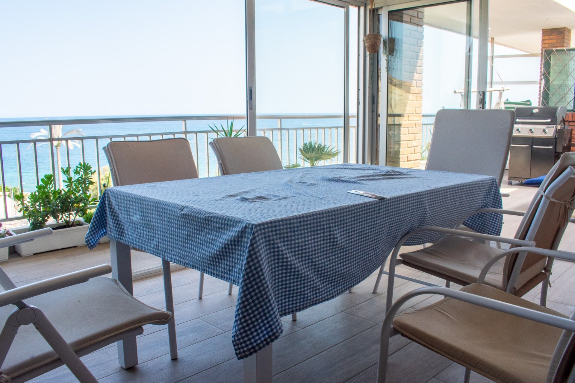 Resale - apartment -
Alicante - Casco antiguo
