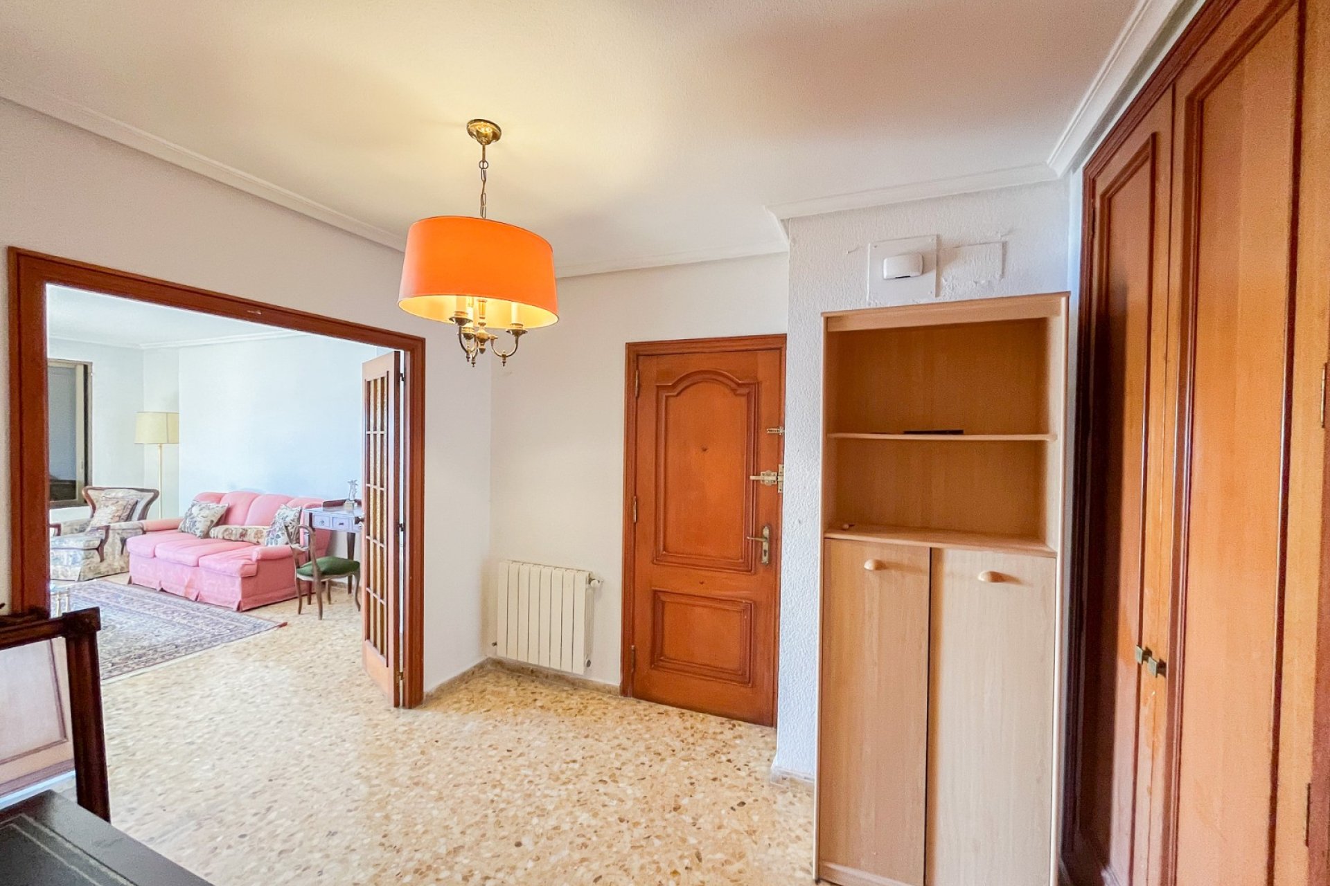 Resale - apartment -
Alicante - Center