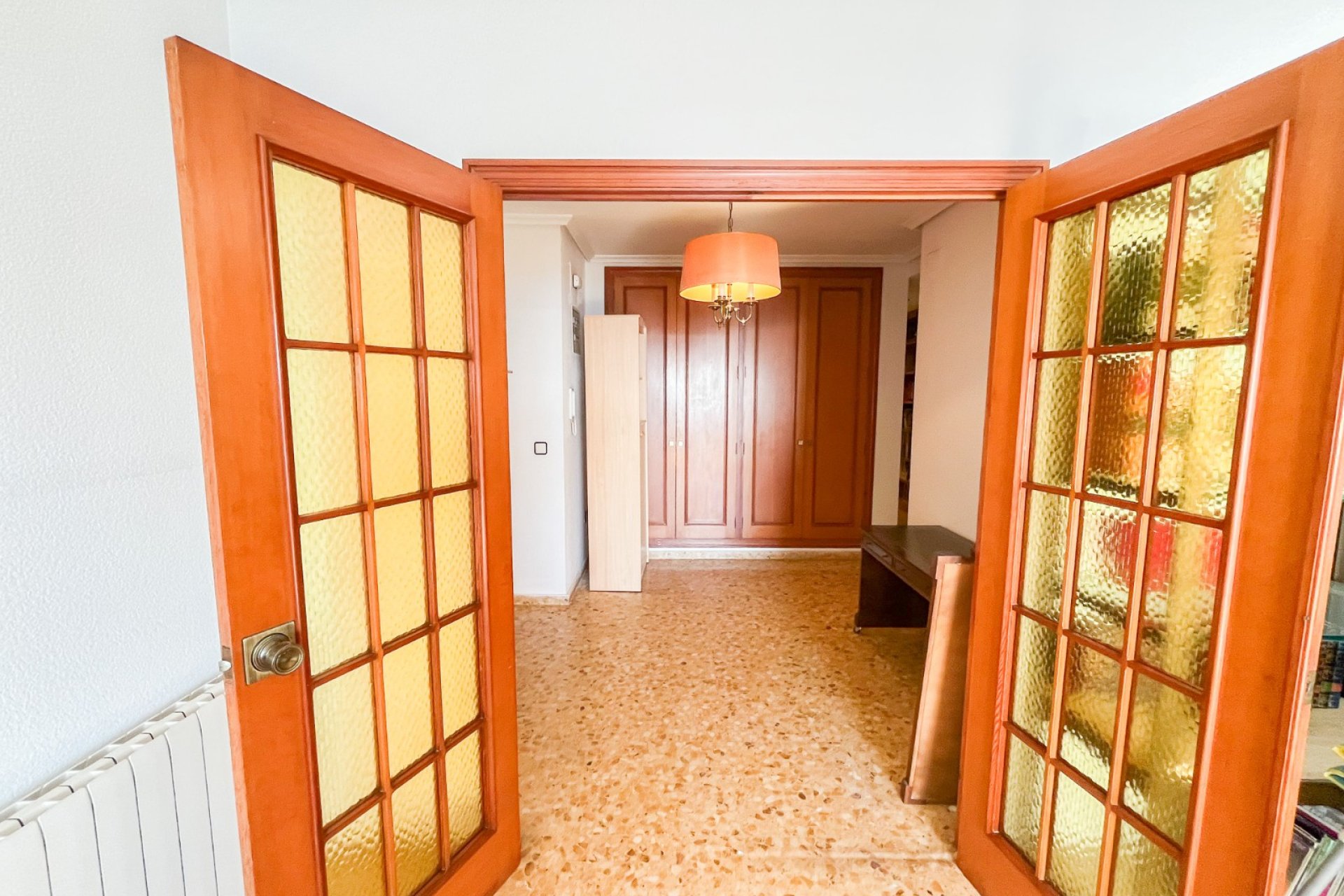 Resale - apartment -
Alicante - Center