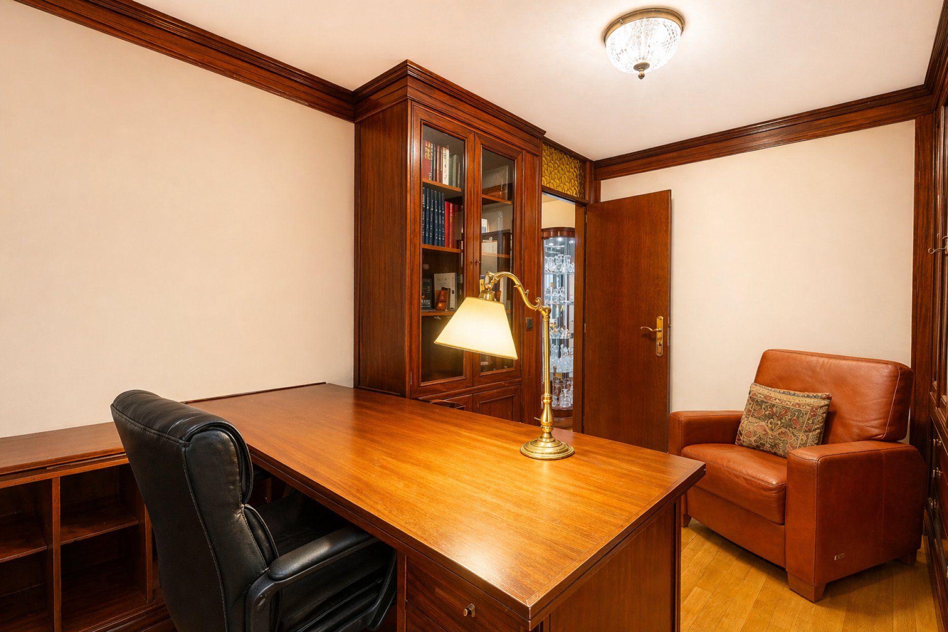 Resale - apartment -
Alicante - - Centro  -
