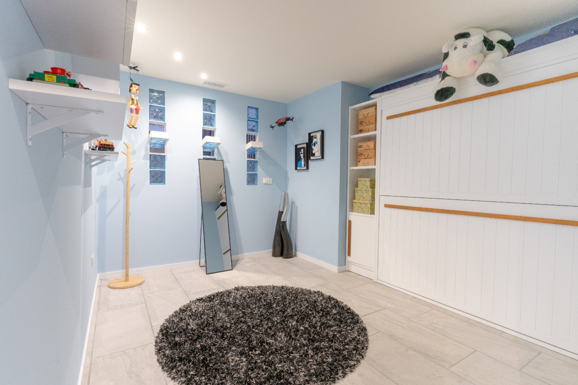 Resale - apartment -
Alicante - - Centro  -