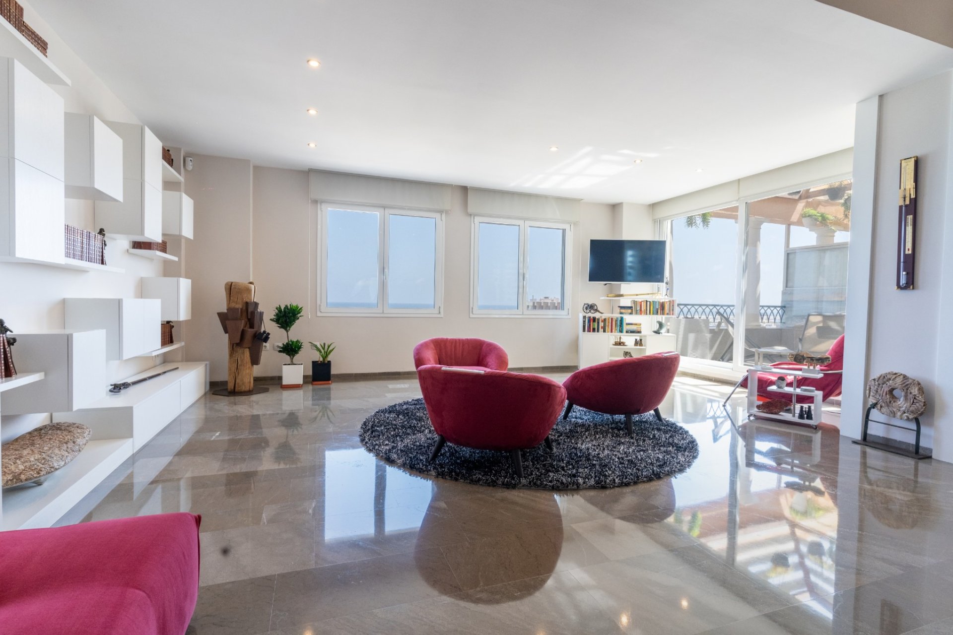 Resale - apartment -
Alicante - - Centro  -