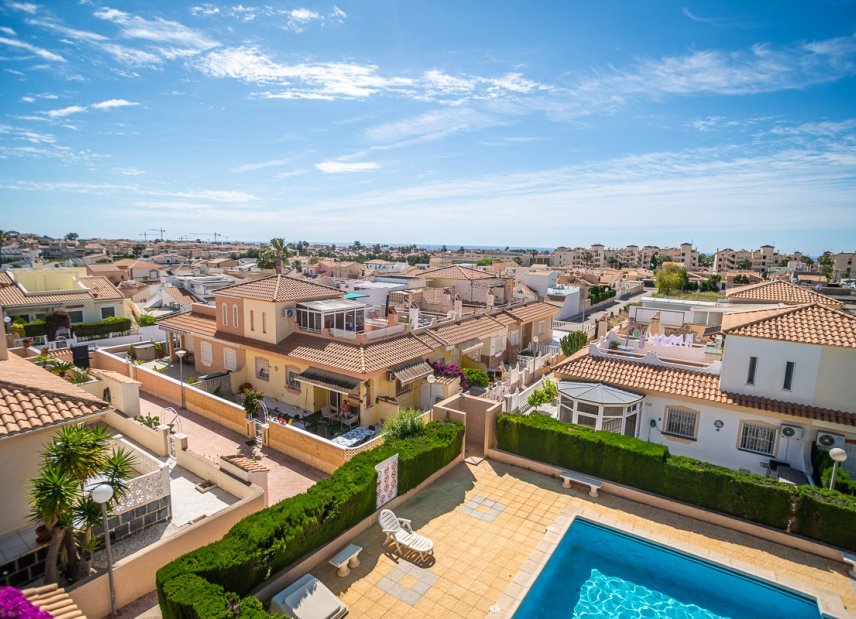 Resale - apartment -
Alicante - La Florida