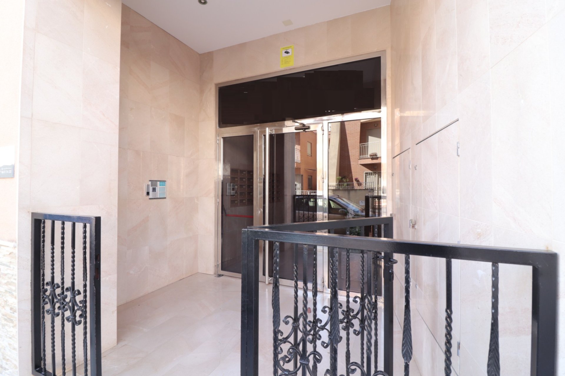 Resale - apartment -
Almoradí - Almoradi - Town
