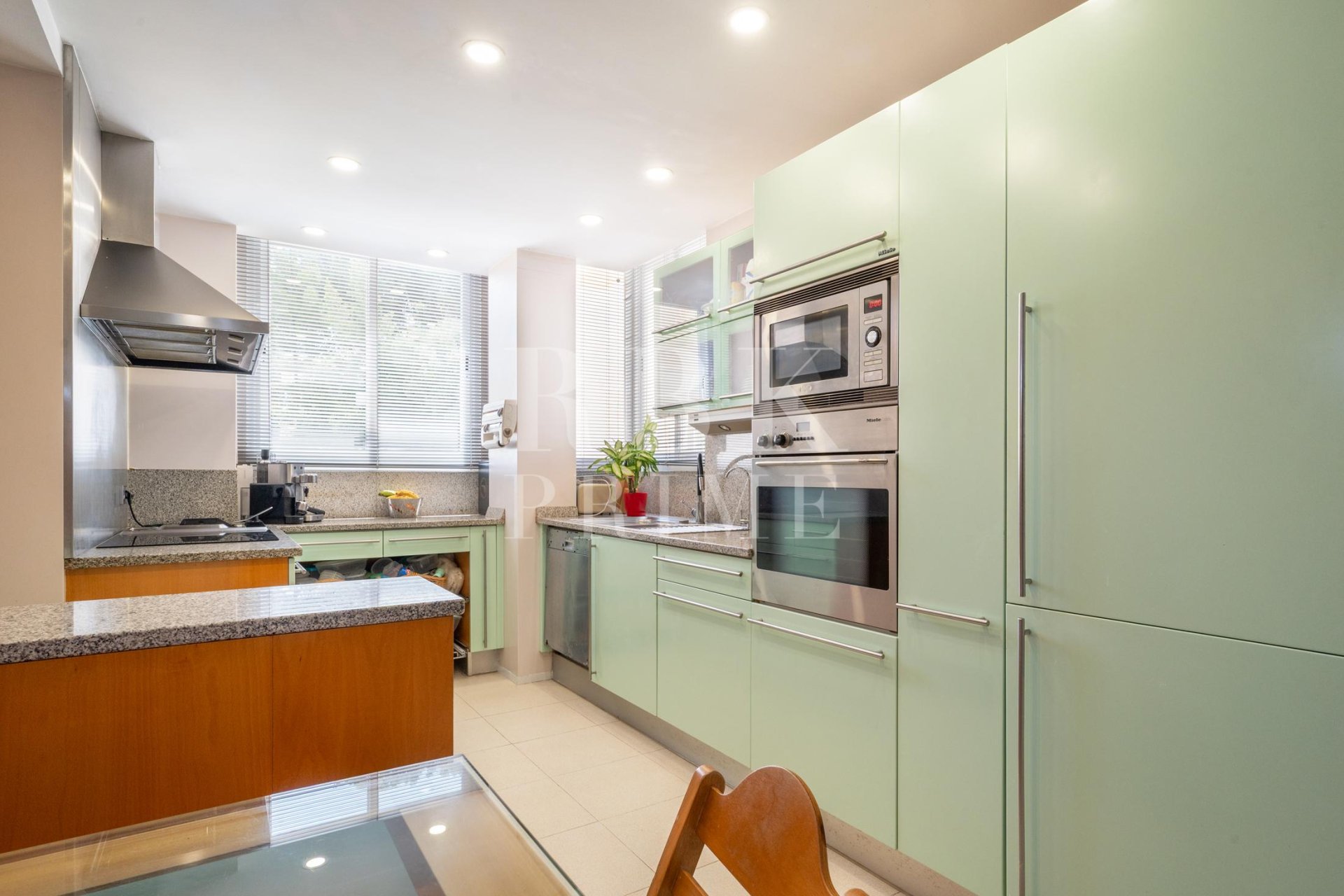Resale - apartment -
Calvià - Bendinat