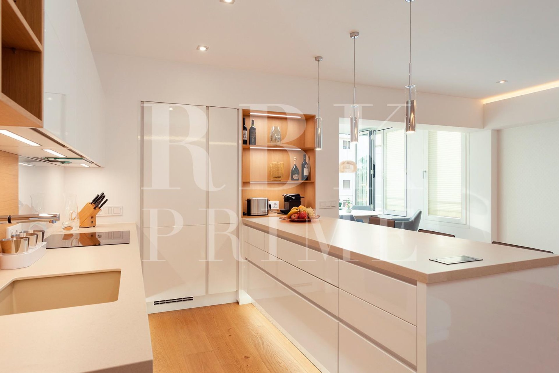 Resale - apartment -
Calvià - Puerto Portals