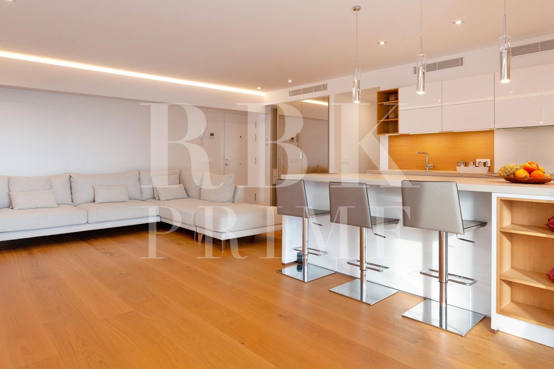 Resale - apartment -
Calvià - Puerto Portals