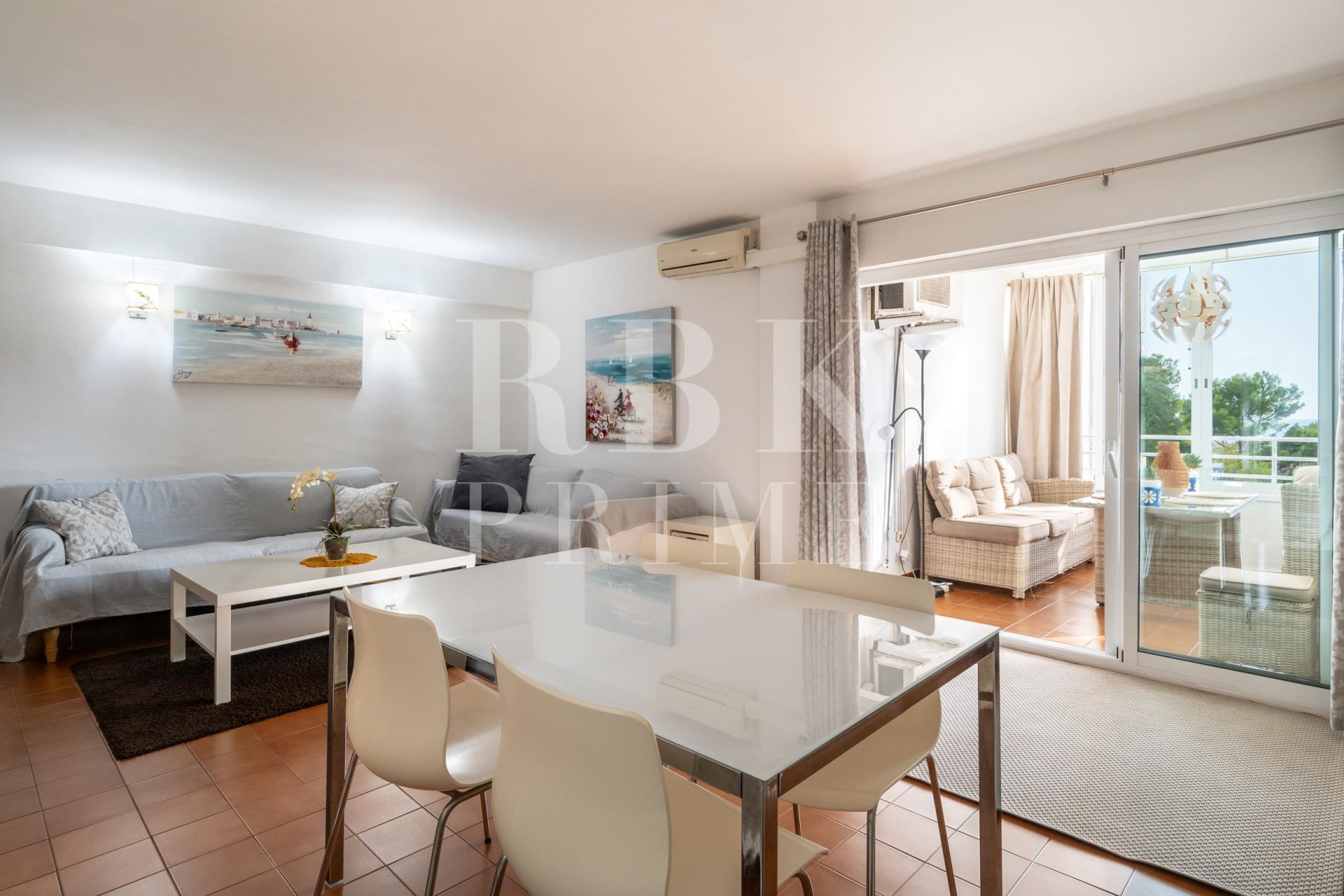 Resale - apartment -
Calvià - Puerto Portals