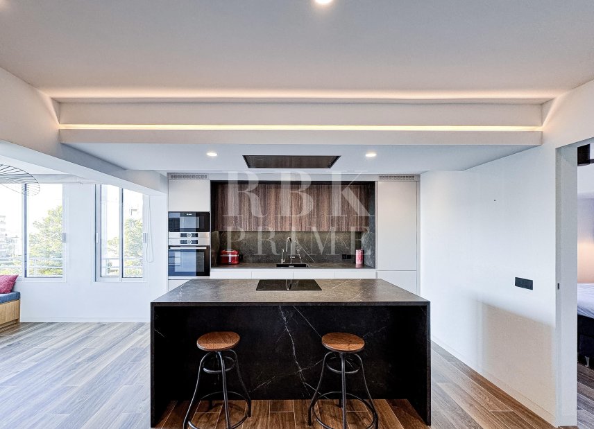 Resale - apartment -
Calvià - Puerto Portals