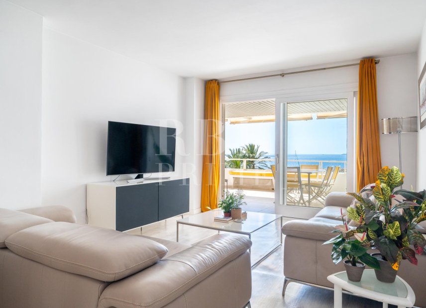 Resale - apartment -
Calvià