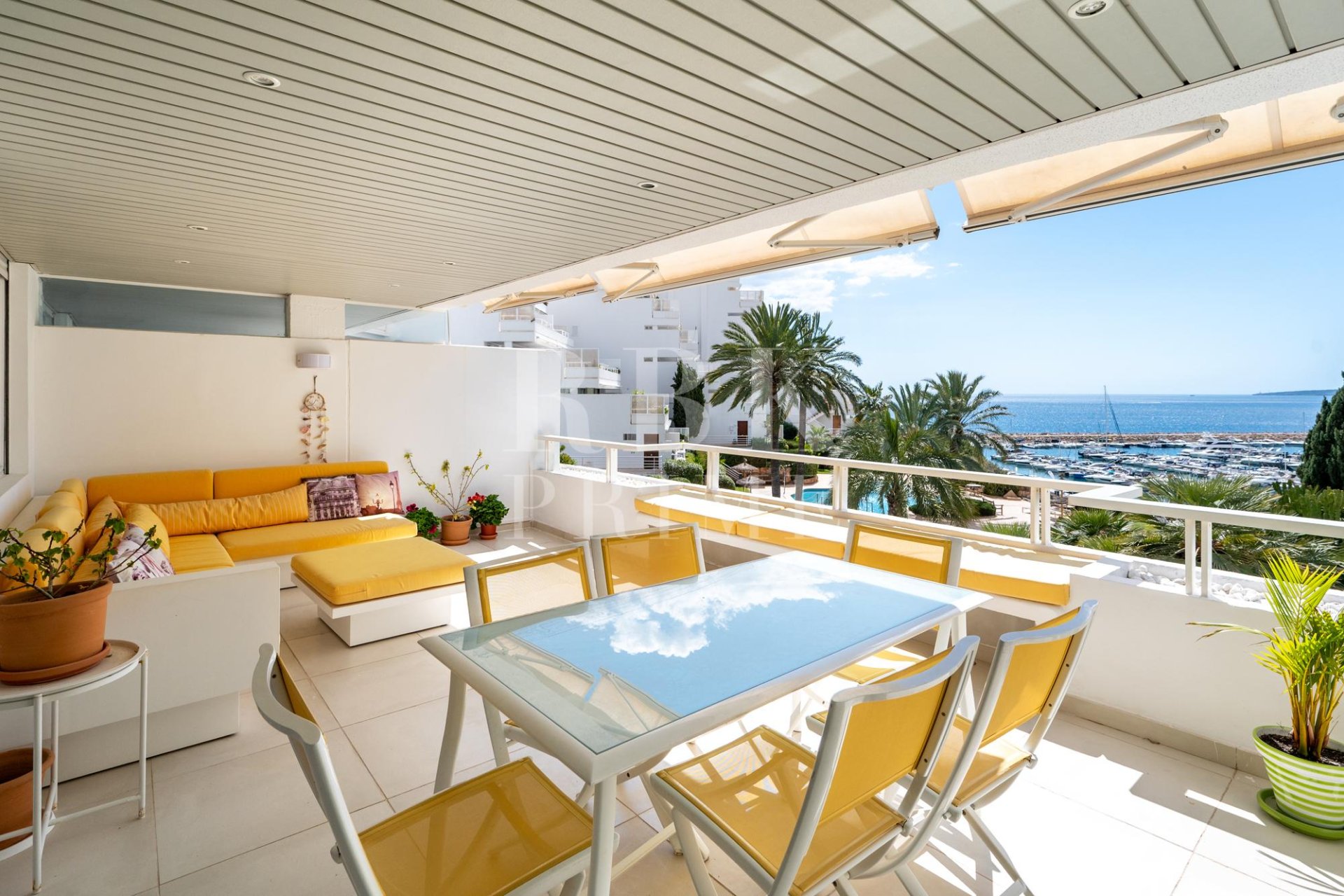 Resale - apartment -
Calvià