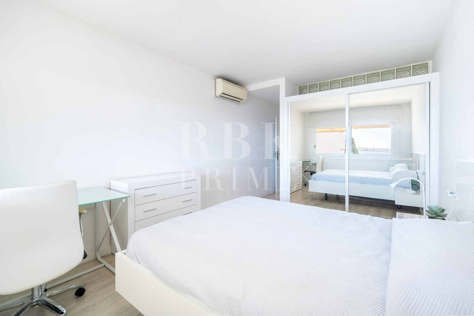 Resale - apartment -
Calvià