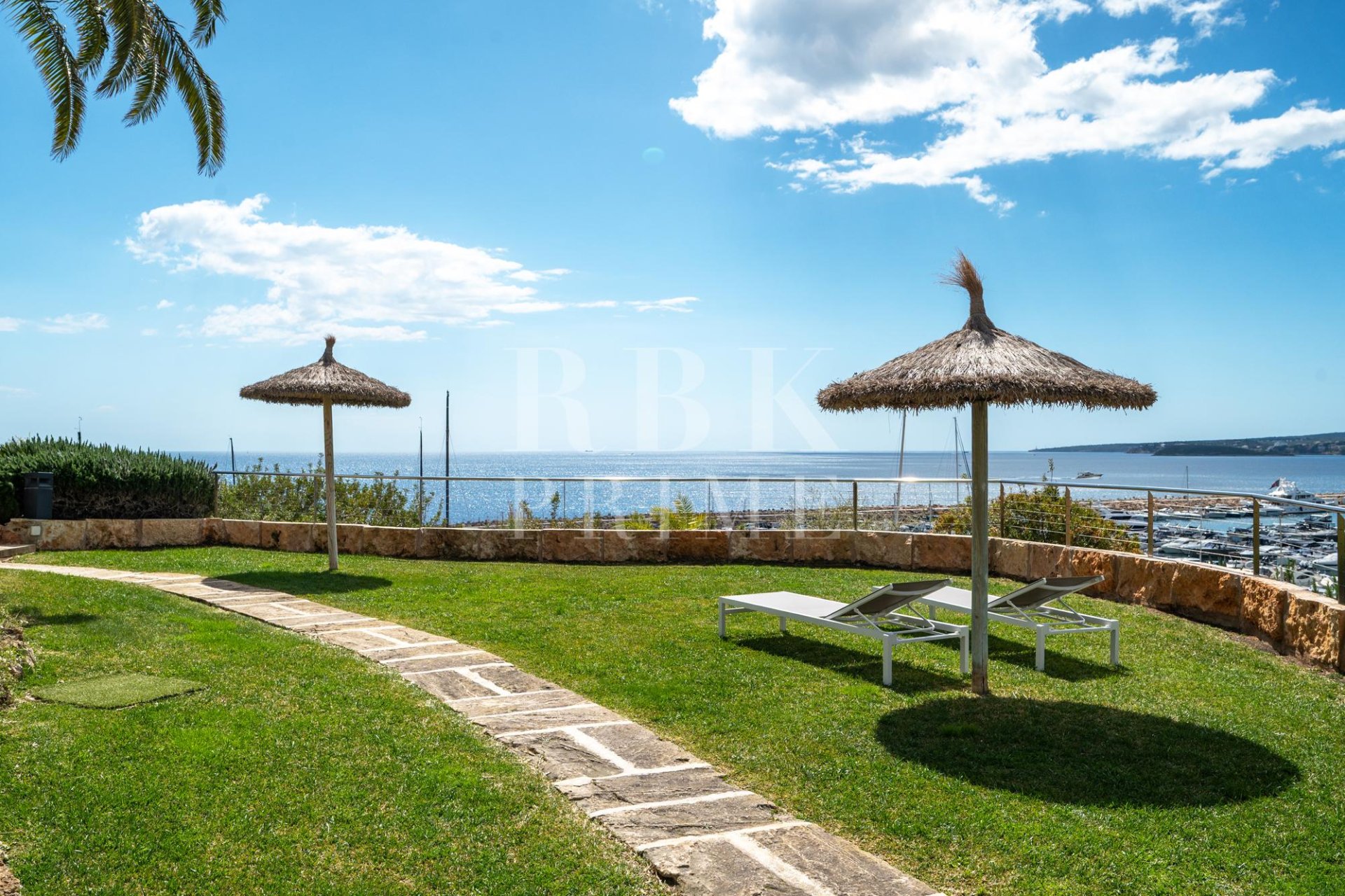 Resale - apartment -
Calvià