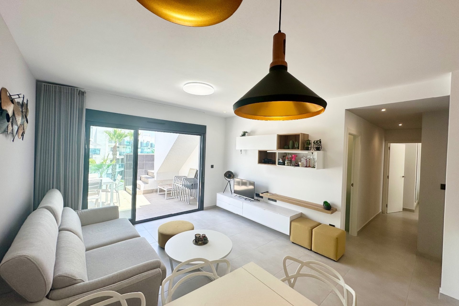 Resale - apartment -
Guardamar del Segura - El Raso