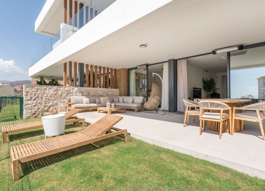 Resale - apartment -
Marbella - Elviria