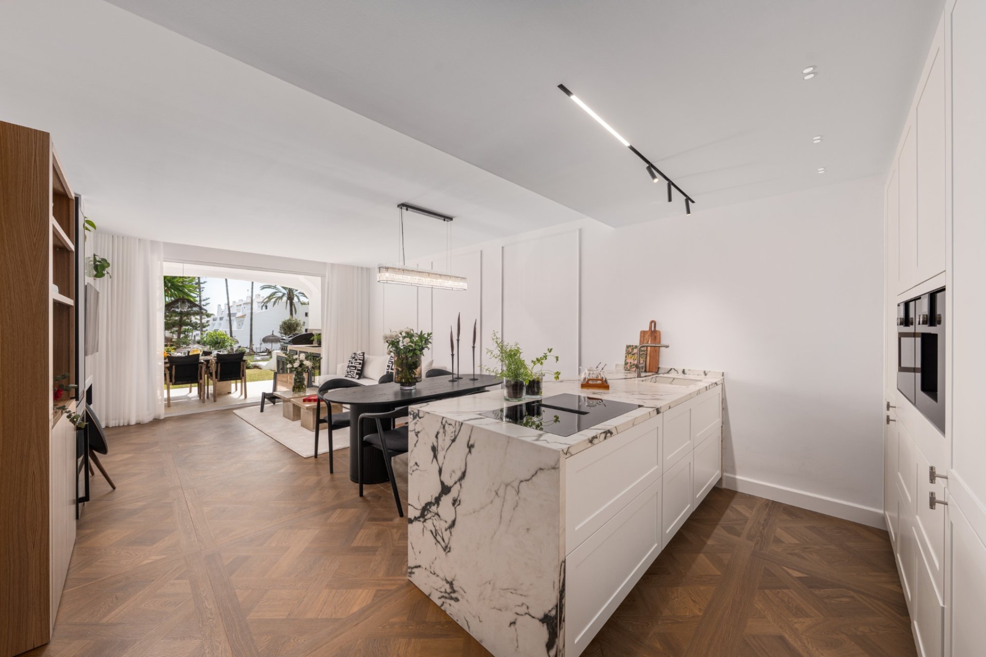Resale - apartment -
Marbella - Golden Mile