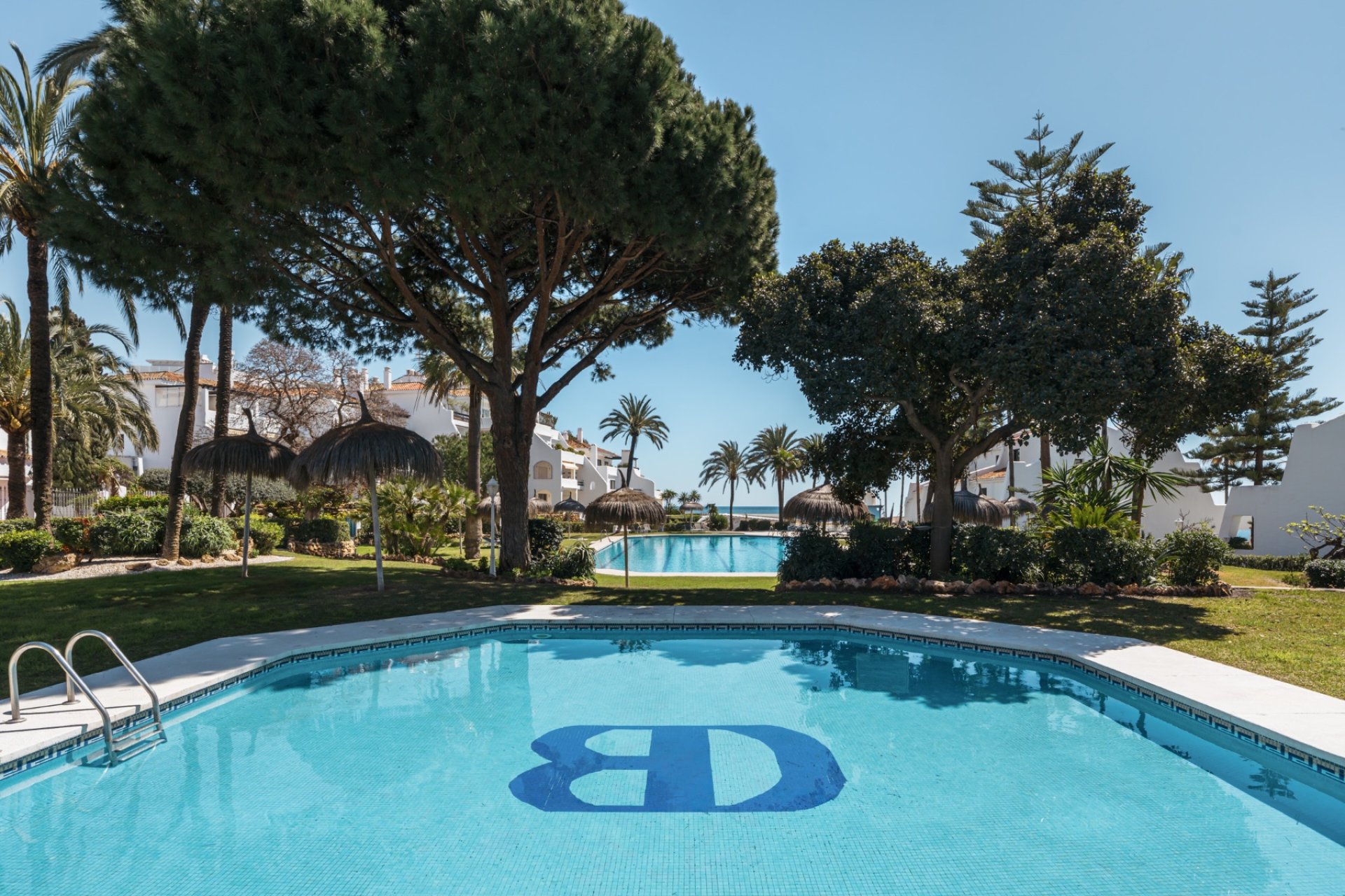 Resale - apartment -
Marbella - Golden Mile