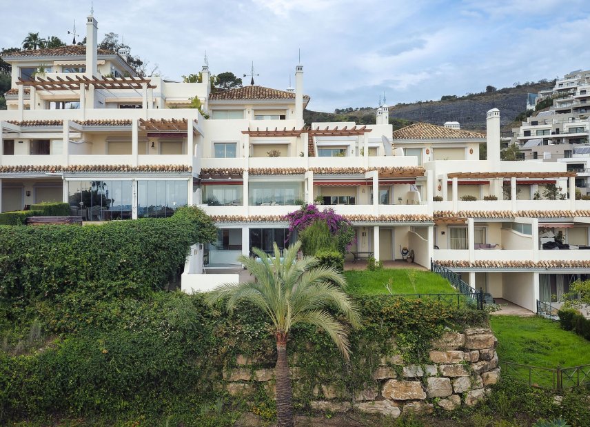 Resale - apartment -
Marbella - Nueva Andalucía