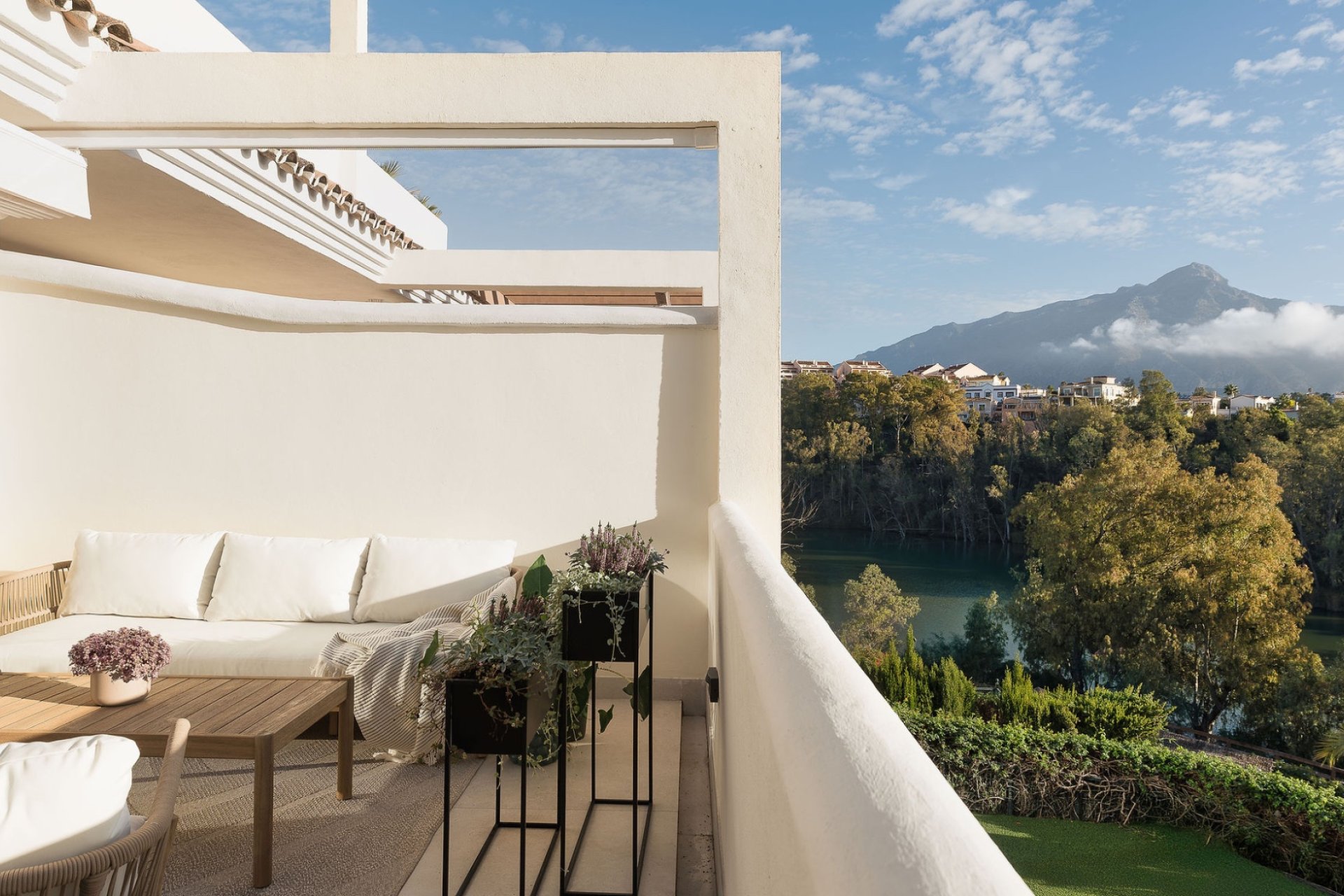 Resale - apartment -
Marbella - Nueva Andalucía