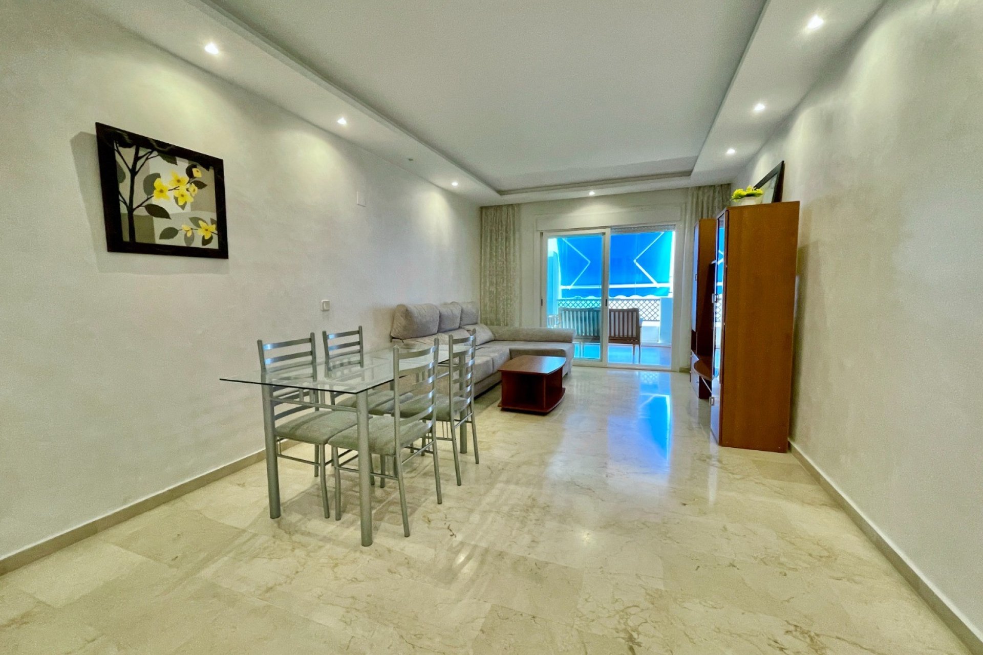 Resale - apartment -
Marbella - Puerto Banús