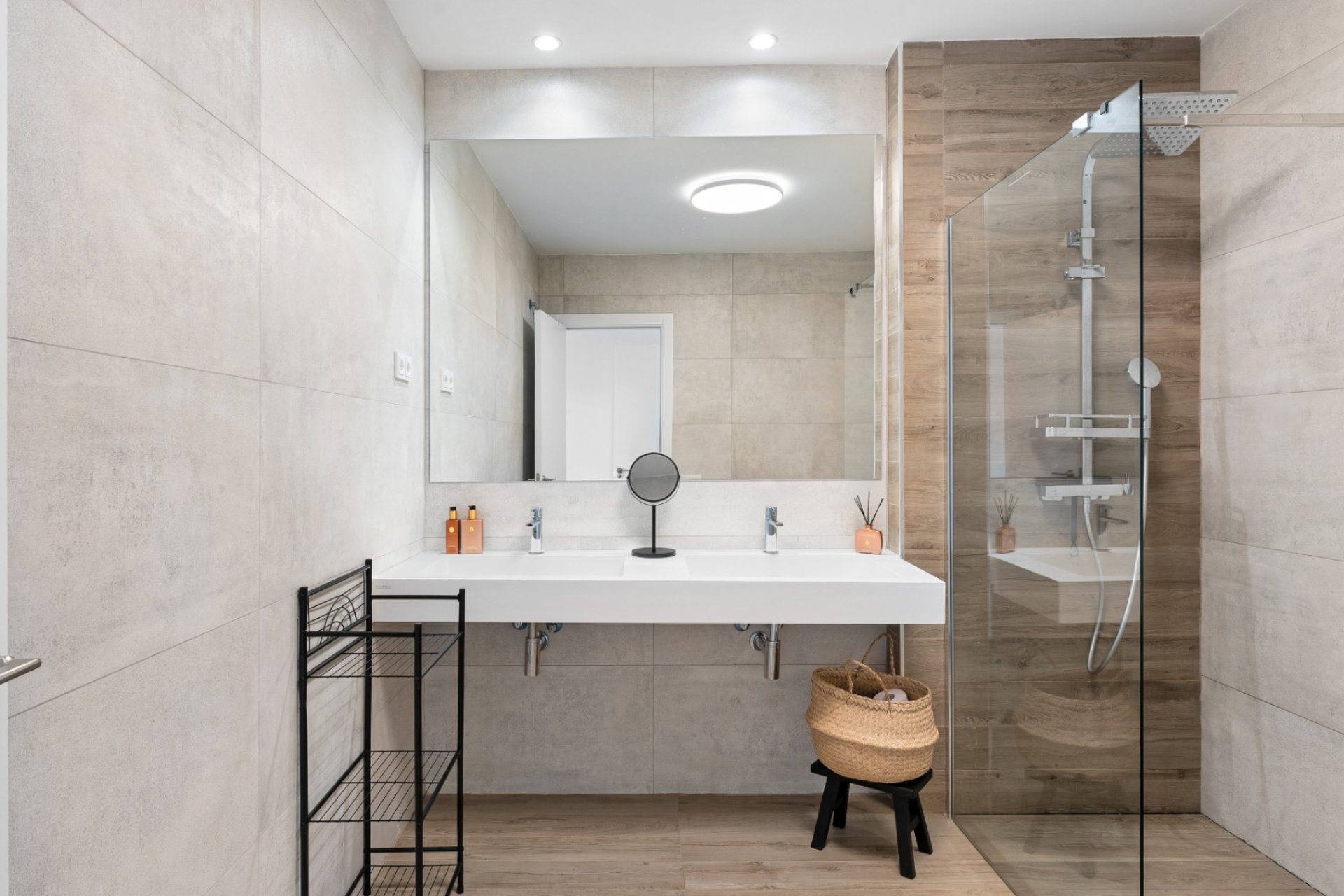Resale - apartment -
Marbella