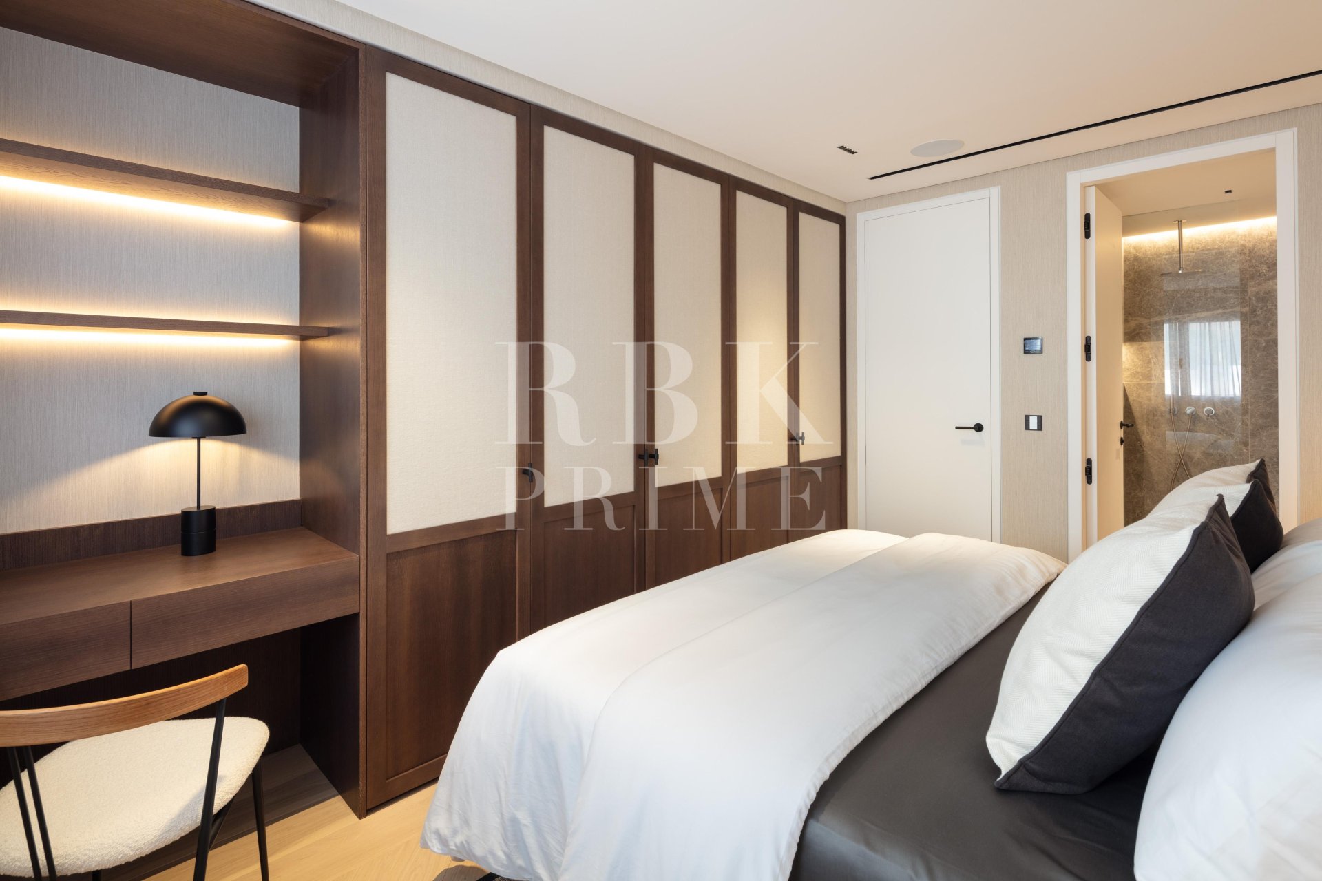 Resale - apartment -
Marbella