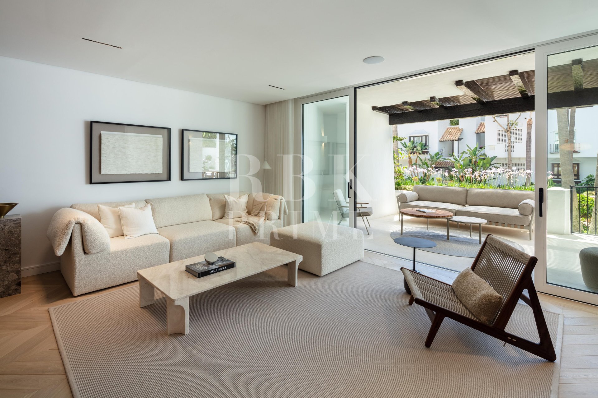 Resale - apartment -
Marbella